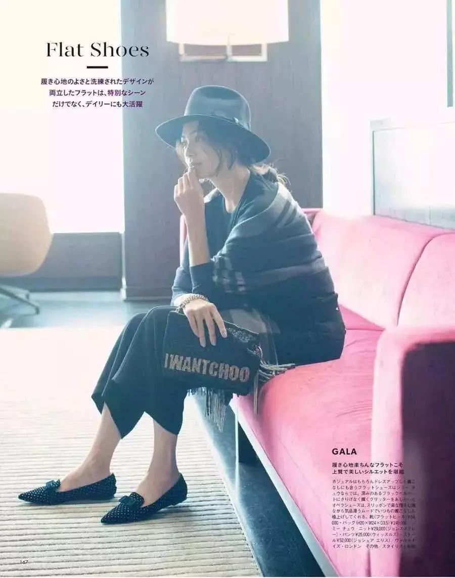 围巾怎么挑选适合自己的,买围巾又好看又简单