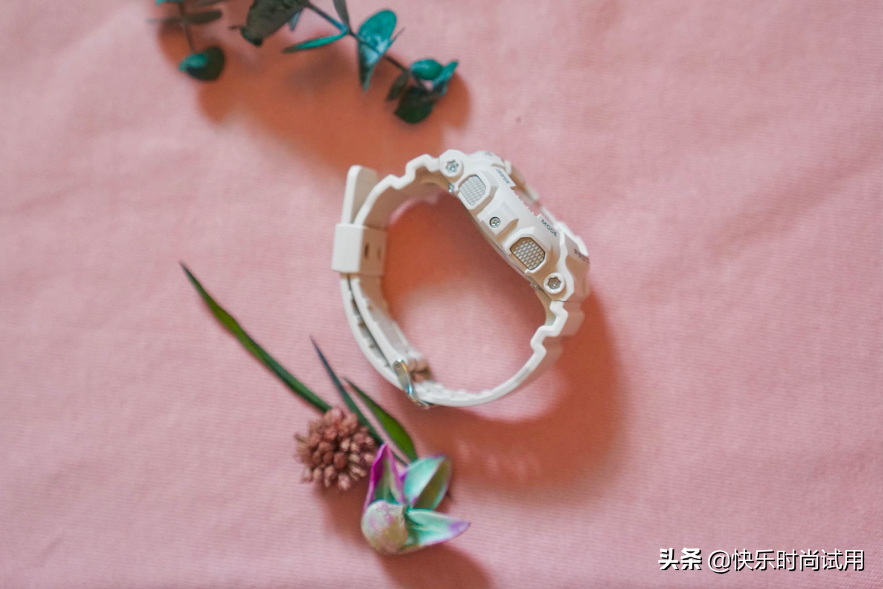 卡西欧g-shock手表女生,卡西欧手表女gshock透明