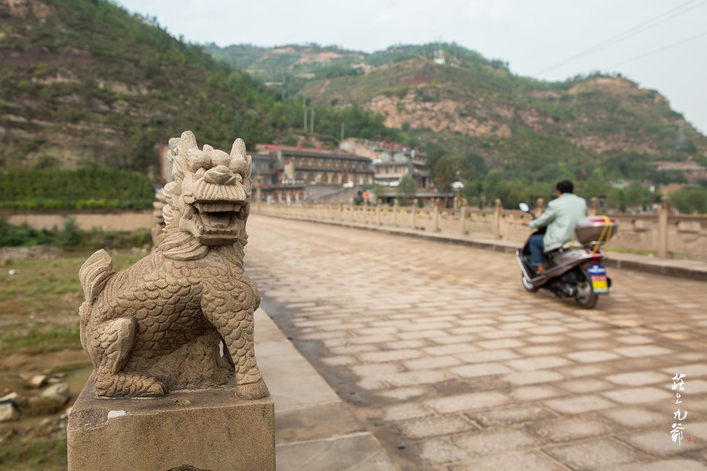 黄河上寂寥的碛口号大船留住了曾经的盛世繁华