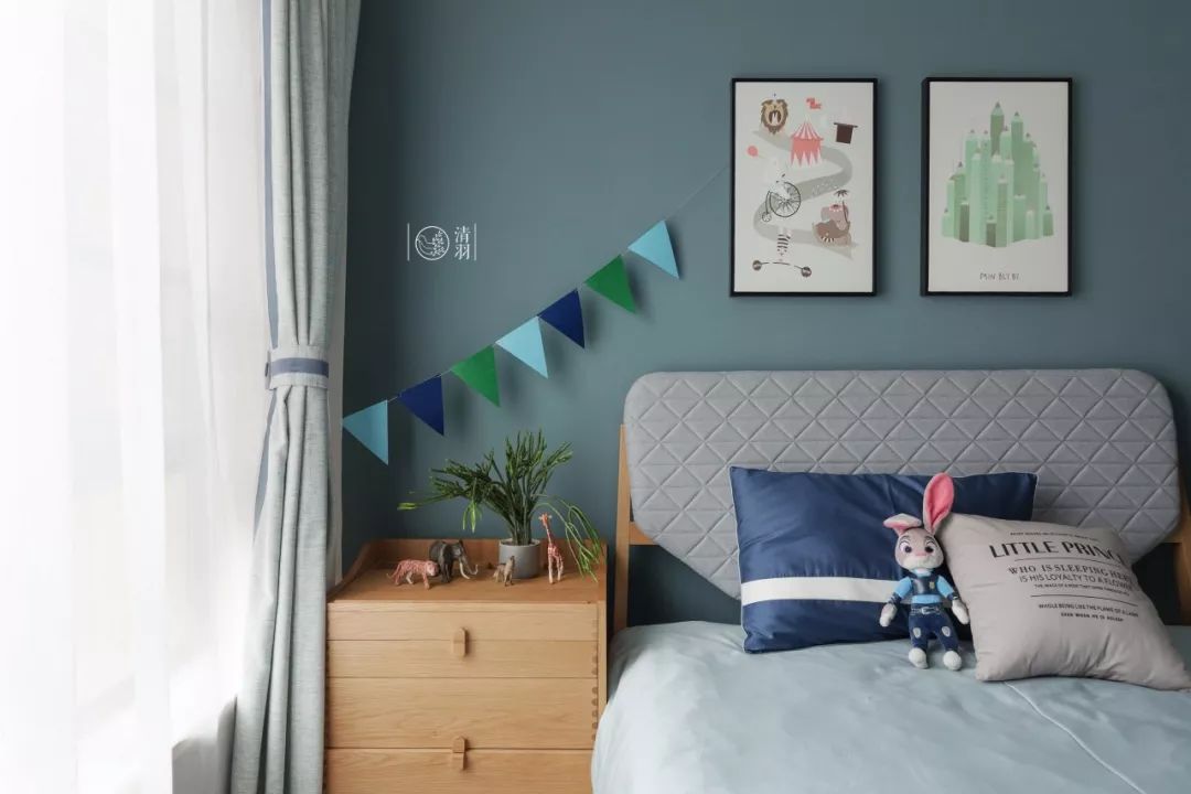 打造舒适的卧室,卧室床头选什么材质