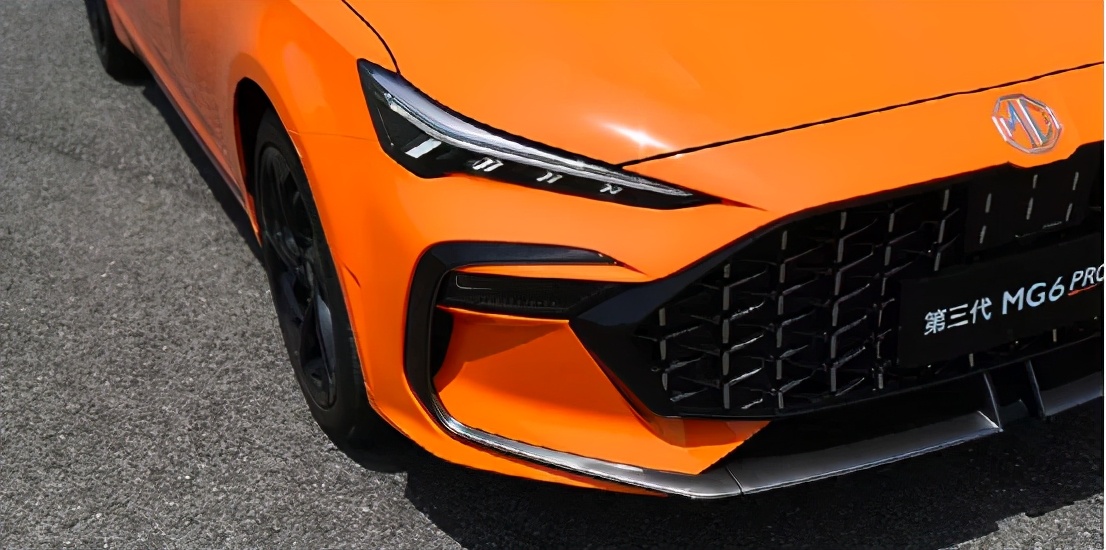 激进前卫全新mg6pro预告图发布,运动轿跑第三代mg6pro上市