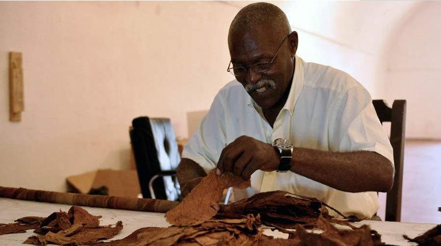 古巴当地烟贵吗,为什么古巴的烟最好