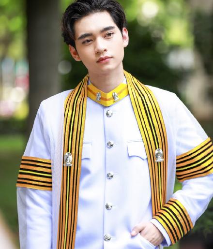 盘点他泰小可爱们的学士照：各个学霸努力又优秀