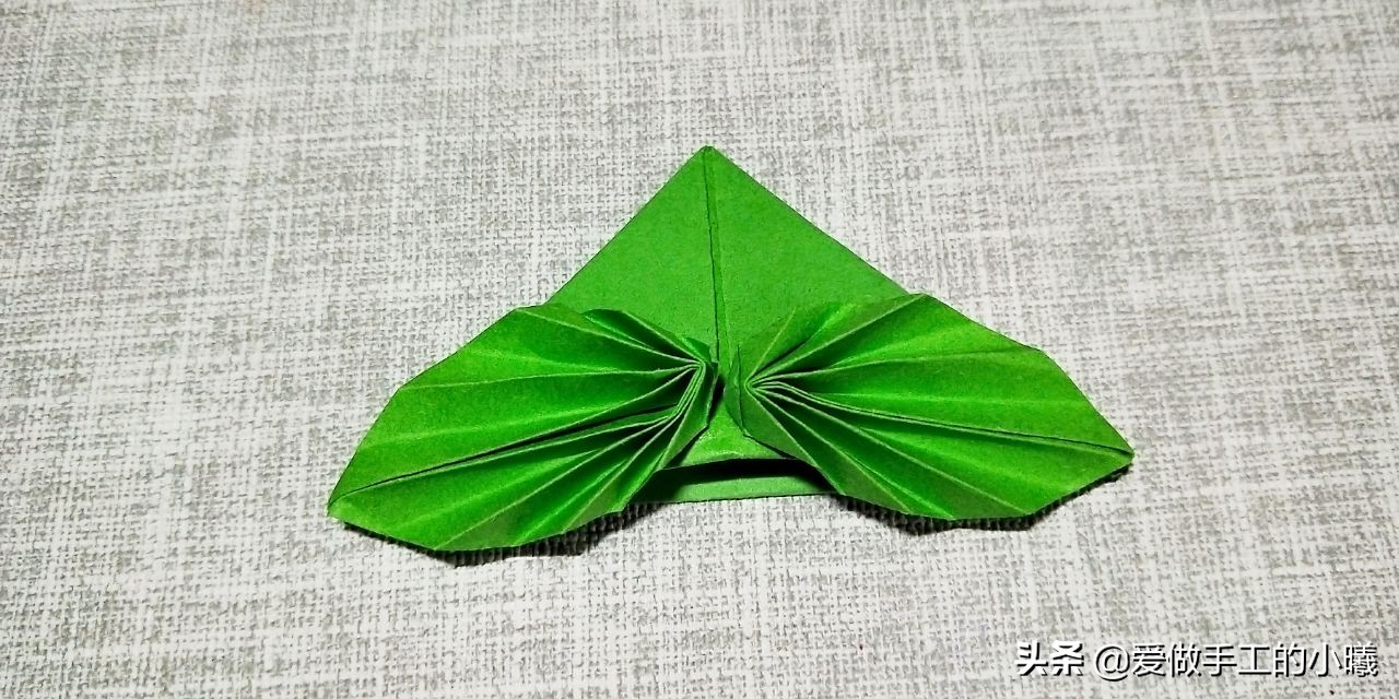 银杏叶手工折纸书签大全,读书节折纸书签