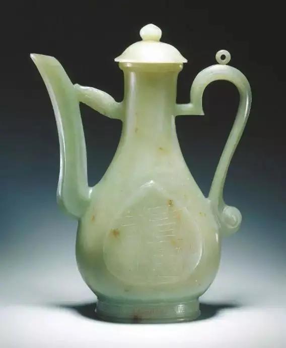 适合戴玉的季节,夏天适合戴哪种玉镯