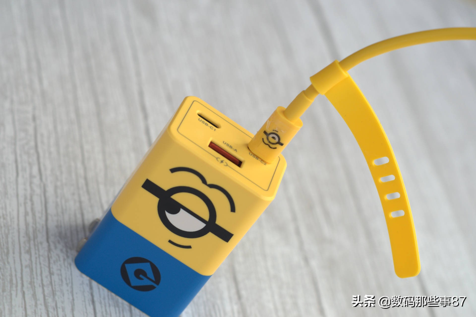 努比亚65w氮化镓充电器充ipadpro,努比亚氮化镓65wapplewatch