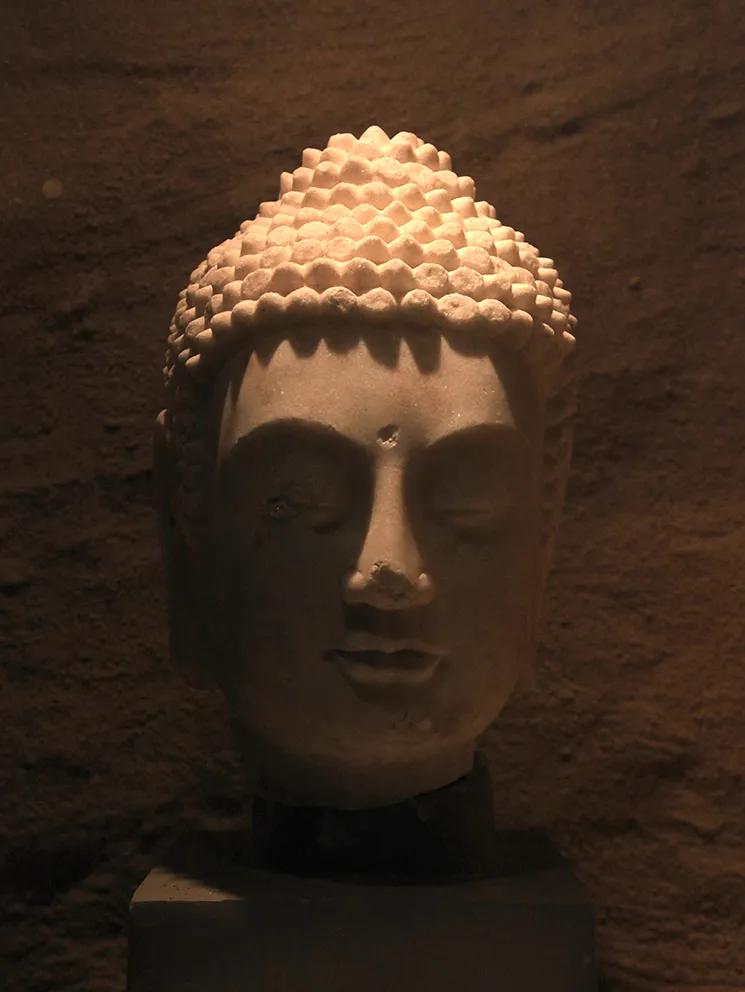 东南亚古造像图片,古造像