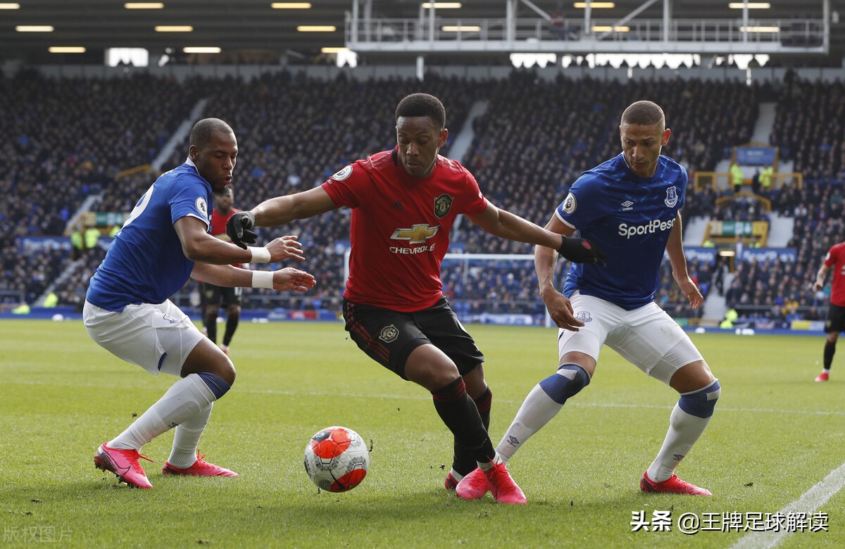 曼联惨绝11人无缘欧冠首战,曼联遭绝平3-3埃弗顿