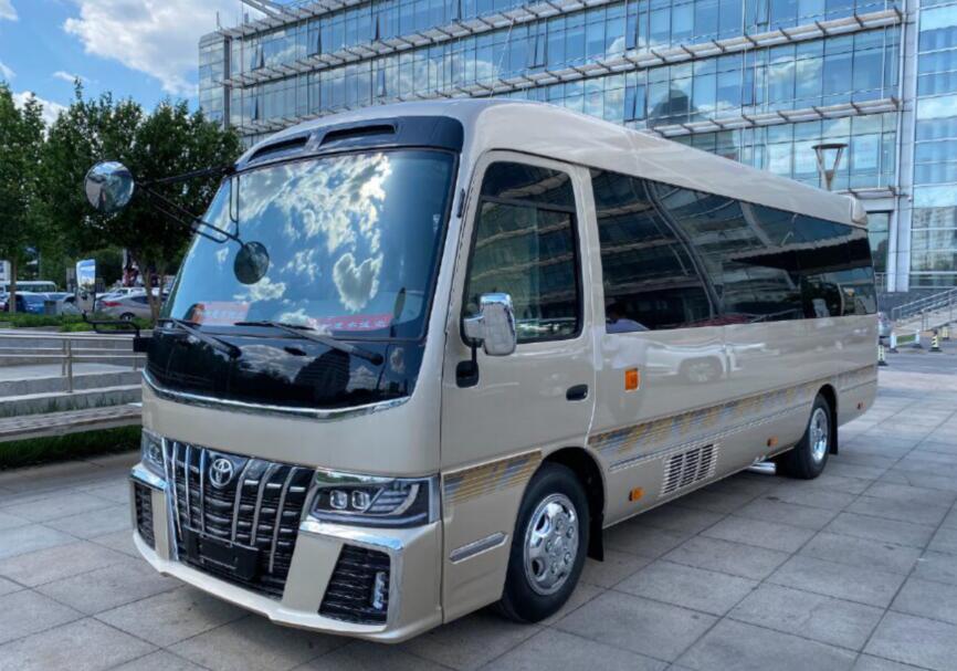 2020款丰田考斯特7座豪华版价格,2023版丰田考斯特19座豪华版试驾