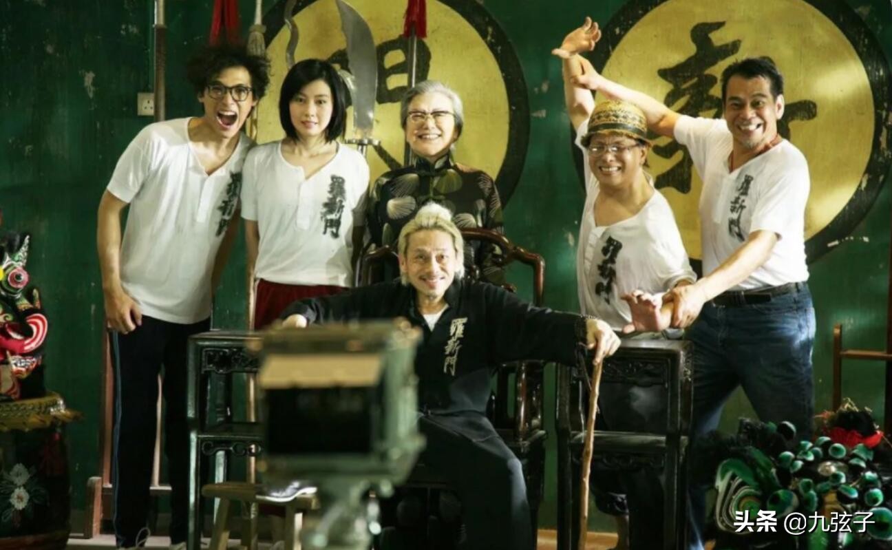 香港鼻祖歌手泰迪罗宾,香港歌手泰迪罗宾简介