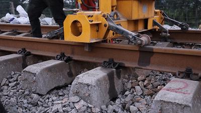 印度封国20天哭了，美国总统说了一句话......