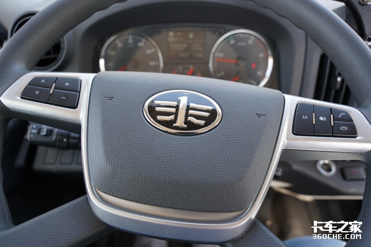 虎vh轻卡160马力8挡和7挡哪个好,虎v轻卡110马力能拉多重