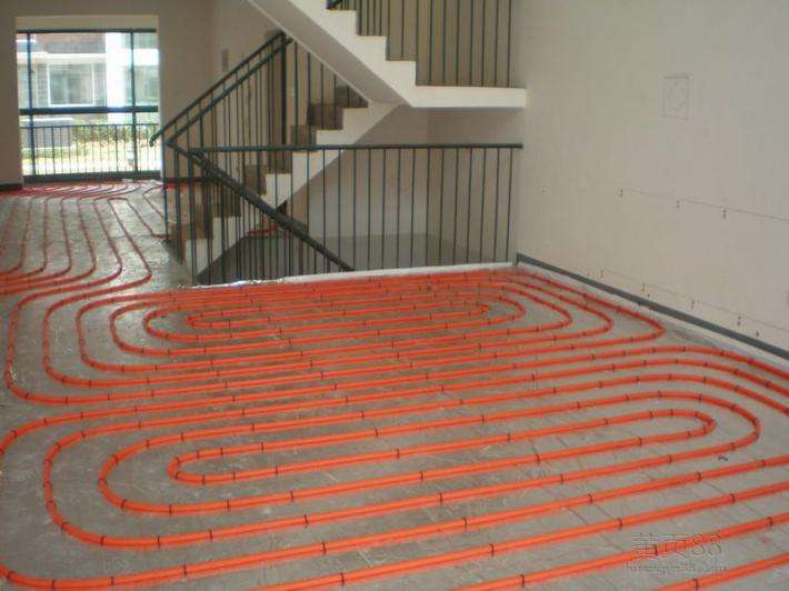 免回填干式地暖优缺点,木地板选干式地暖还是湿式地暖