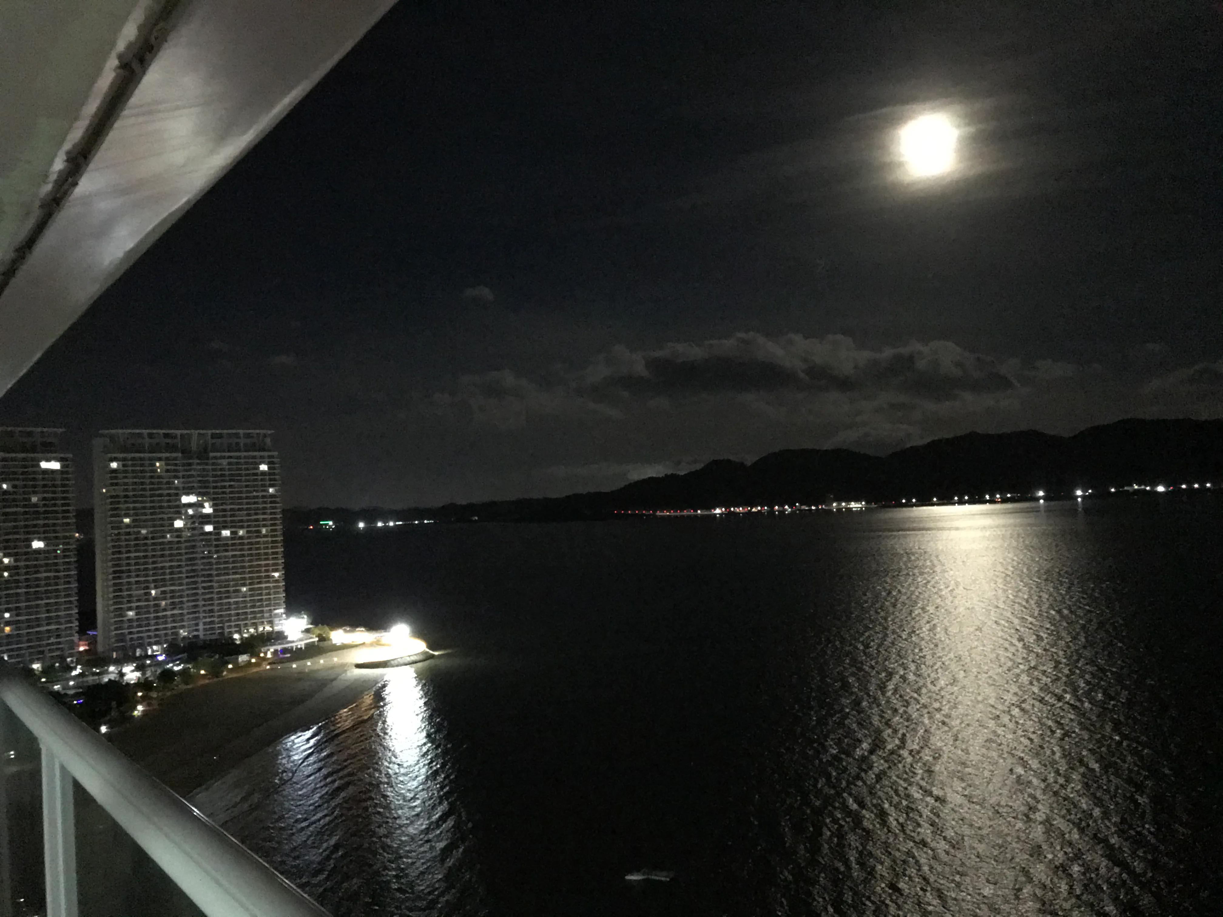 小荷才露尖尖角整首诗图片,小荷才露尖尖角诗文