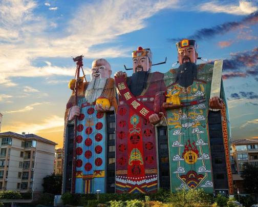 为什么河北有很多奇葩建筑,河北的诡异建筑