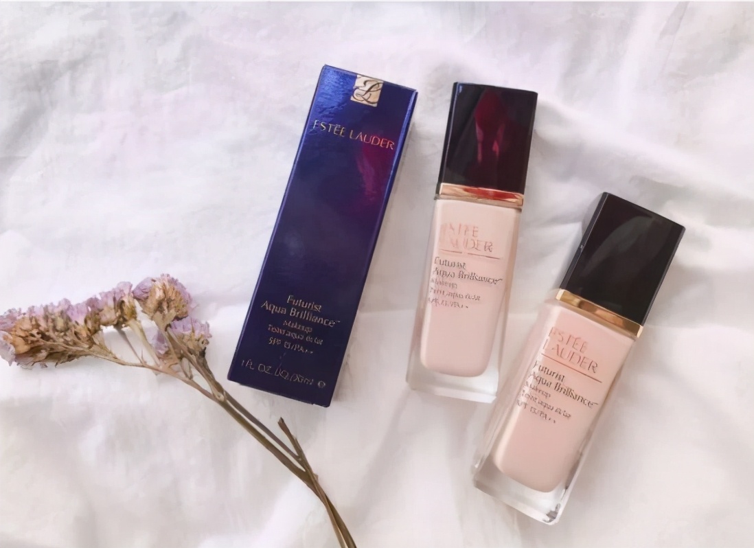 适合夏天用的粉底液推荐,夏天适合用什么粉底液比较好