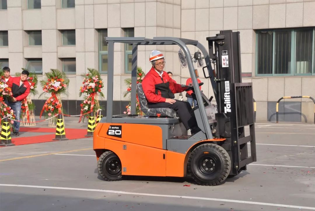 拥抱变化迎接2024,拥抱变化提升核心竞争力