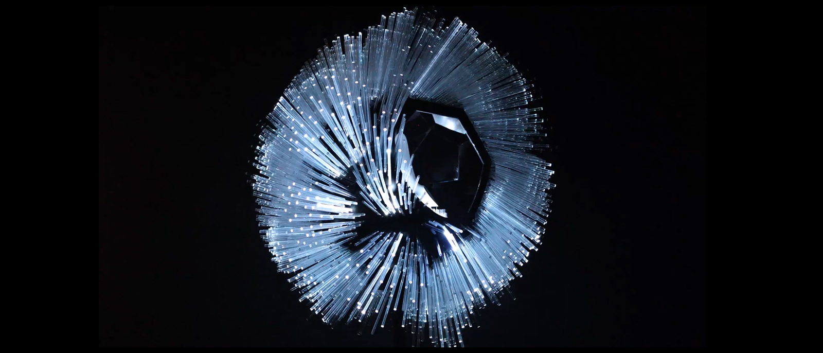 分享｜看你“脸色”行事的互动装置