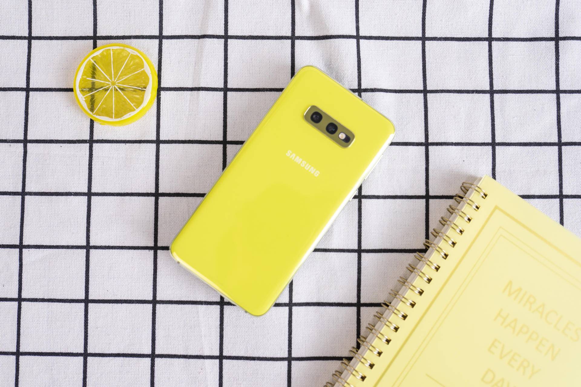 三星s10e测评视频,三星s10e才是最好的小屏手机