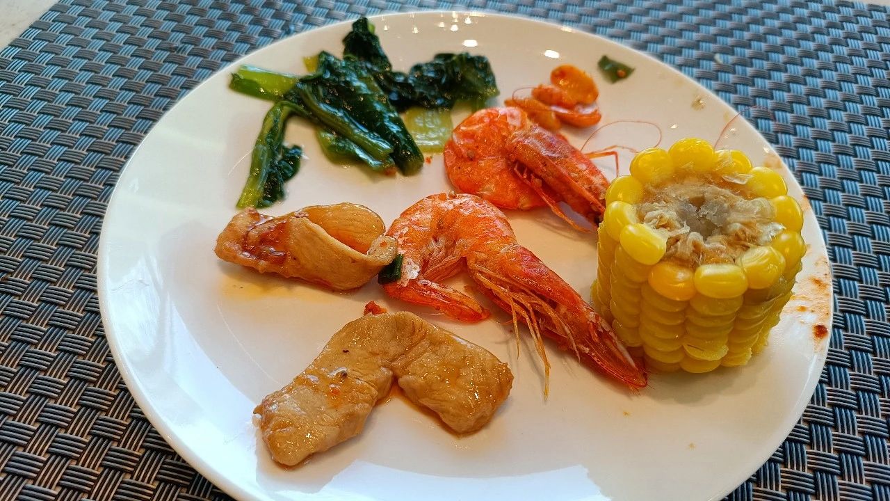 吃得最狼狈的一次自助餐,吃自助餐难吃怎么差评