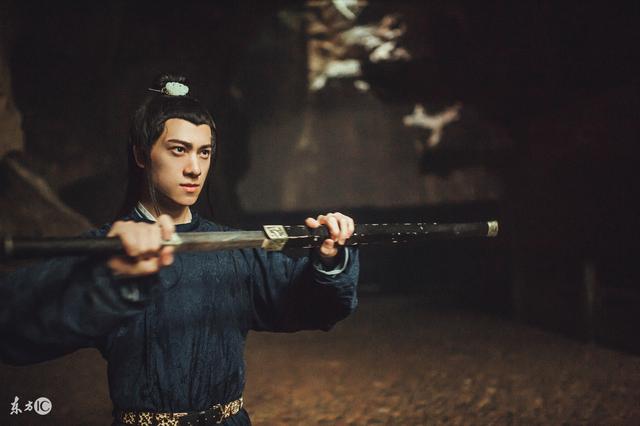 小说：进入坊市，小伙购买一颗筑基丹，竟然要花三日时间准备