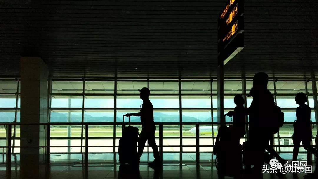 泰国离境需要哪些手续,泰国有离境费吗