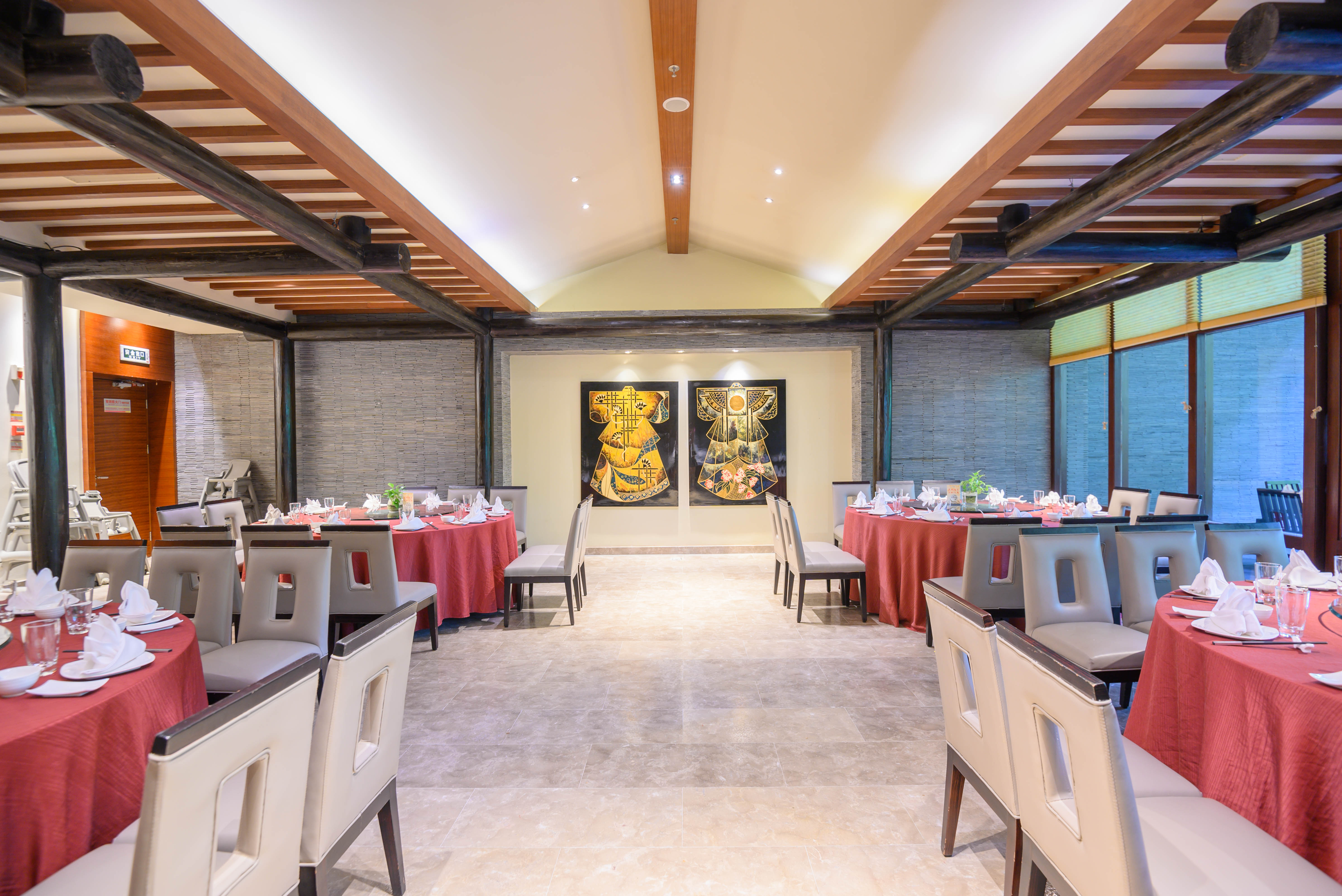 夏天的三亚海边有多热,三亚的夏天比广州和深圳都要凉快