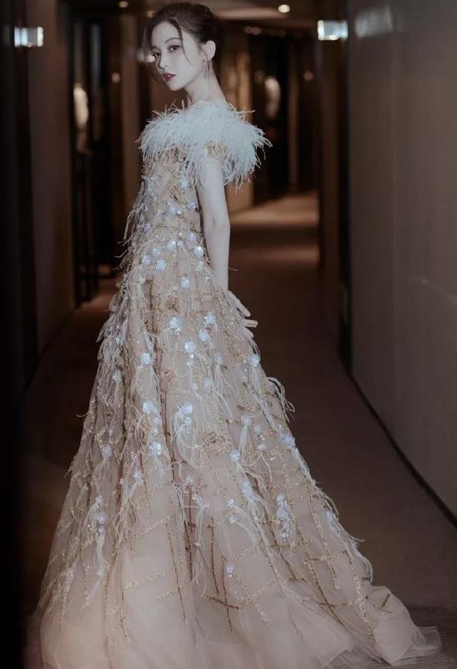 孟美岐口红,全网都在求的口红颜色八支