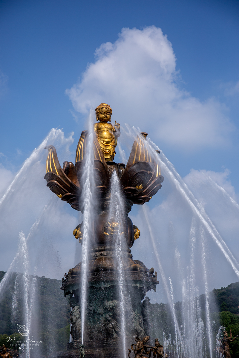 无锡灵山大佛抱佛脚视频,无锡灵山抱佛脚排队多久