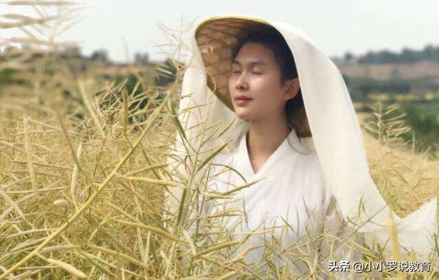 她被誉为中国最美女道士,名校毕业家境好,网友:出家真是太可惜