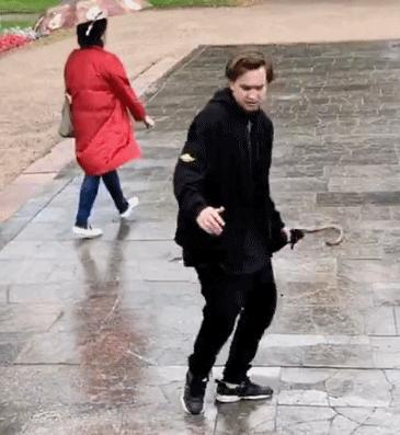 中国第一个发明伞的,中国发明伞