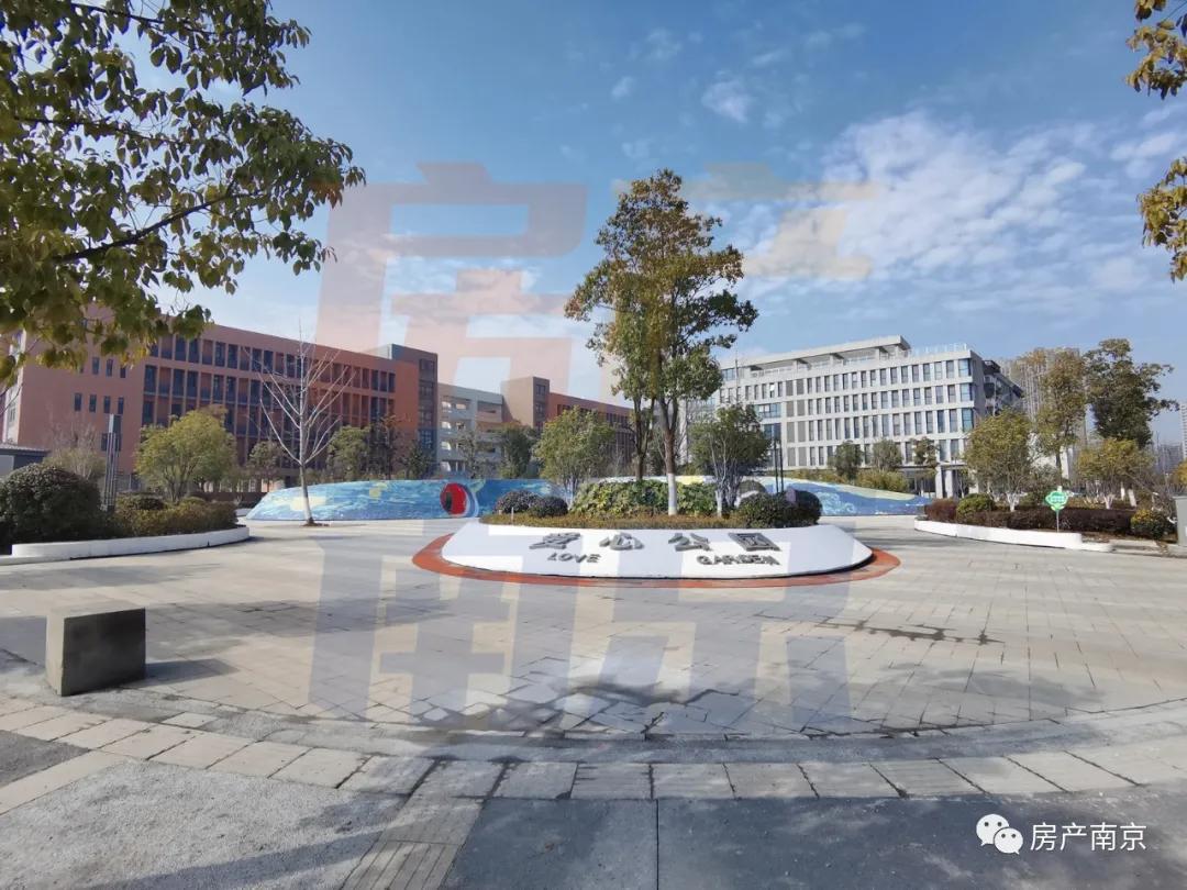 一口气诞生3家“闪电盘”的江北城南中心，能否接棒核心区？