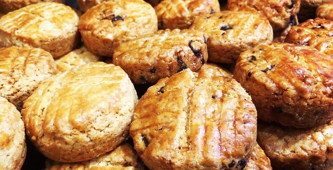 去法国旅游吃什么甜品,法国旅游带点什么东西好