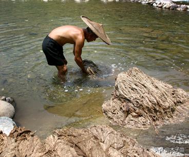 一张纸是怎么做成手工,如何简单的造出纸