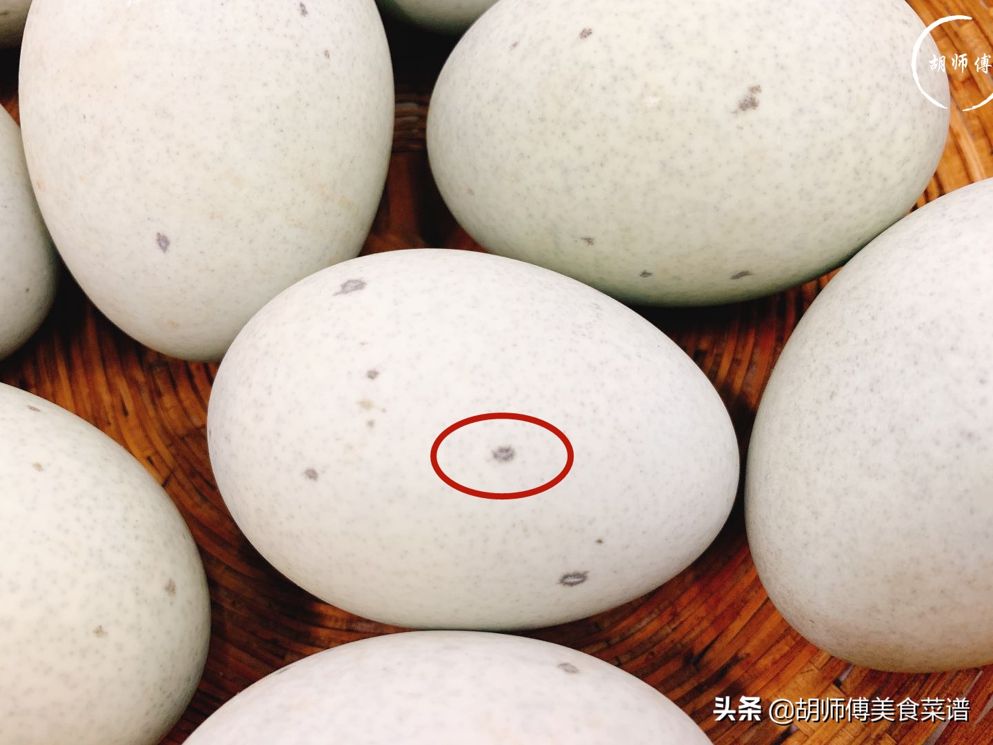 买皮蛋十大忌口,买皮蛋不会选怎么办