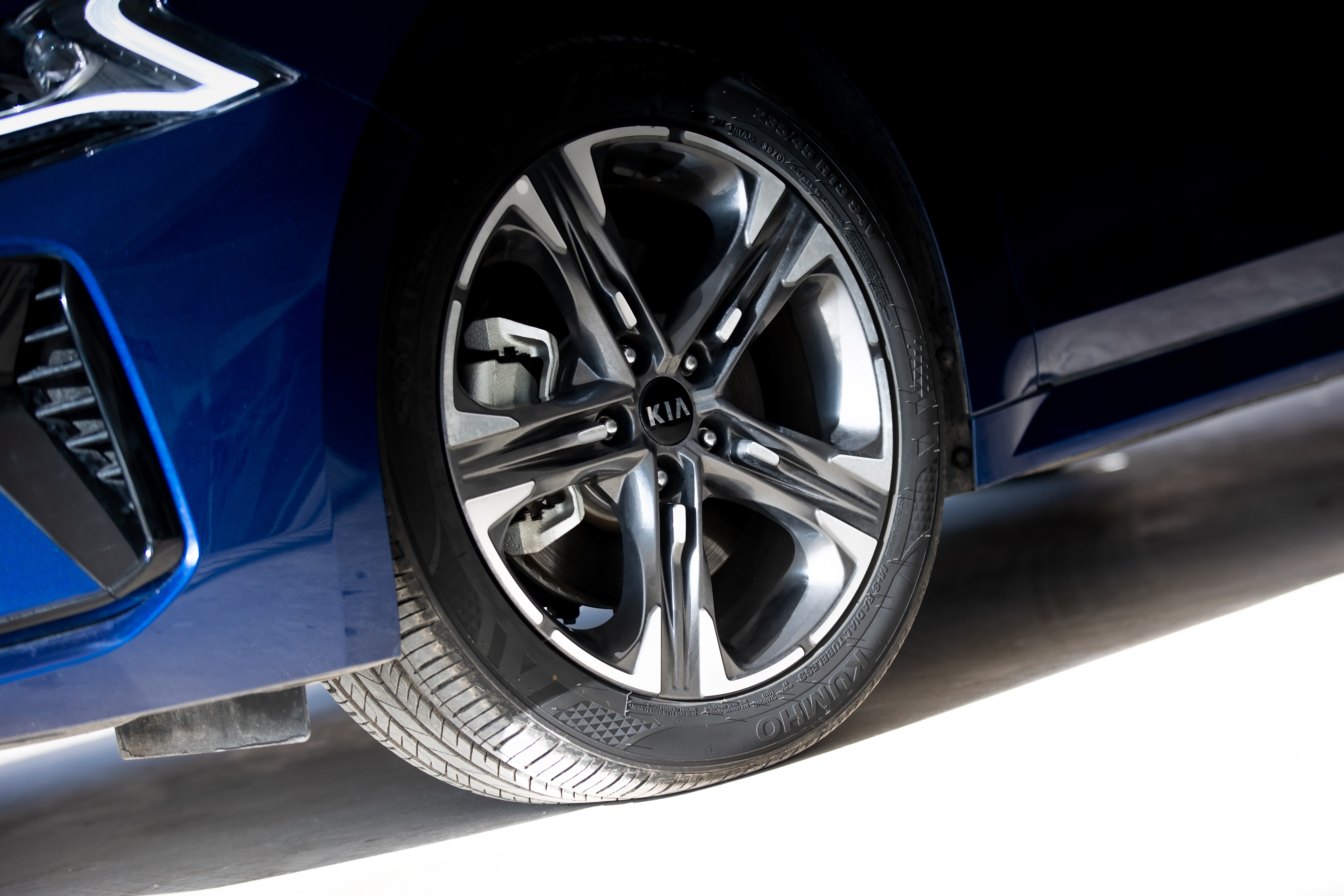 起亚k5凯酷2021年1-12月销量,2021款起亚k5凯酷1.5t值得买吗