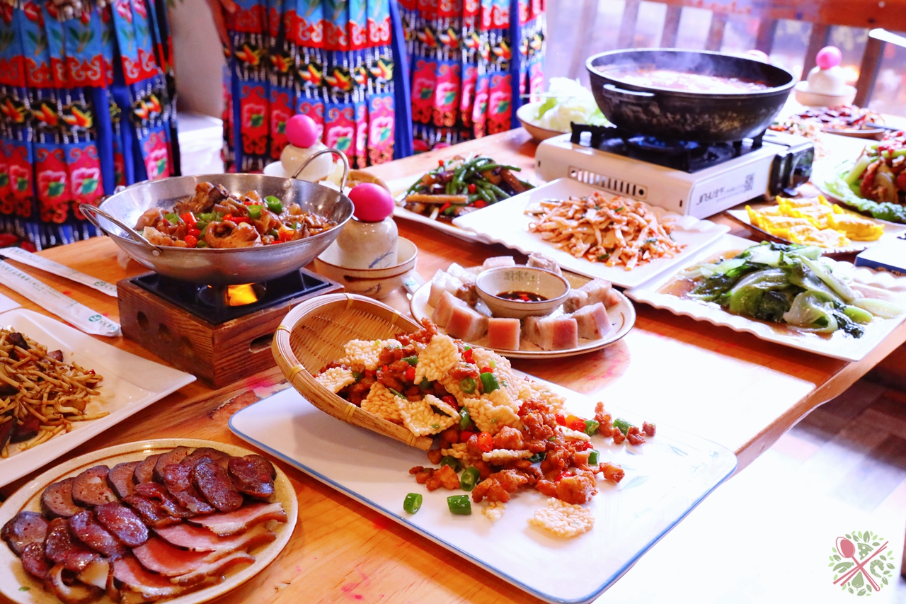 西江千户苗寨自驾游美食小吃,西江千户苗寨攻略特产