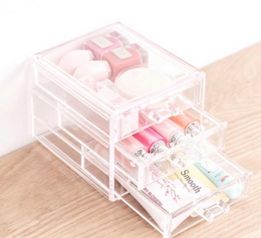 彩妆蛋成石头?唇釉成胶棒?在这里只要他想,没有不敢