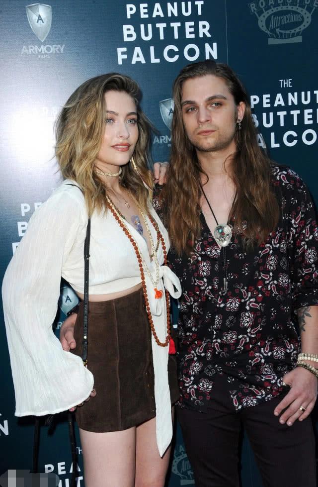 迈克尔·杰克逊唯一女儿，当年自杀未遂，如今22岁美到认不出