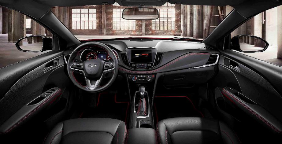 科鲁泽与卡罗拉的路线之争：追啊追啊，是谁的骄傲放纵