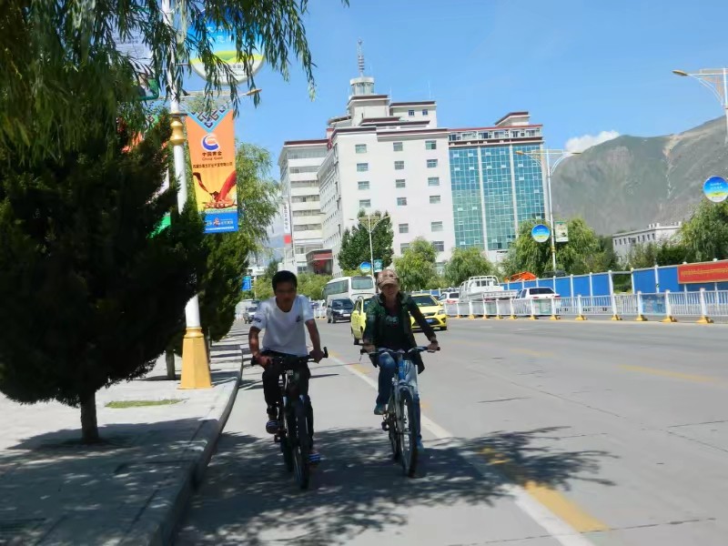 去拉萨的倒计时7天,在拉萨的晚上