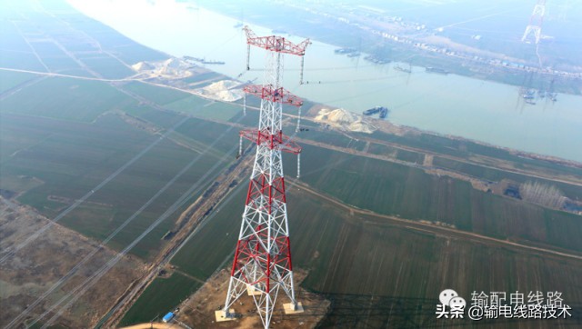 输电线路角钢塔的基本介绍,角钢塔输电线路各部件图解