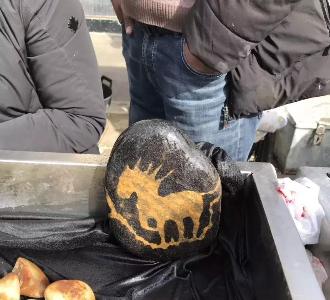 和田玉88万,88万卖翡翠原石是真的吗