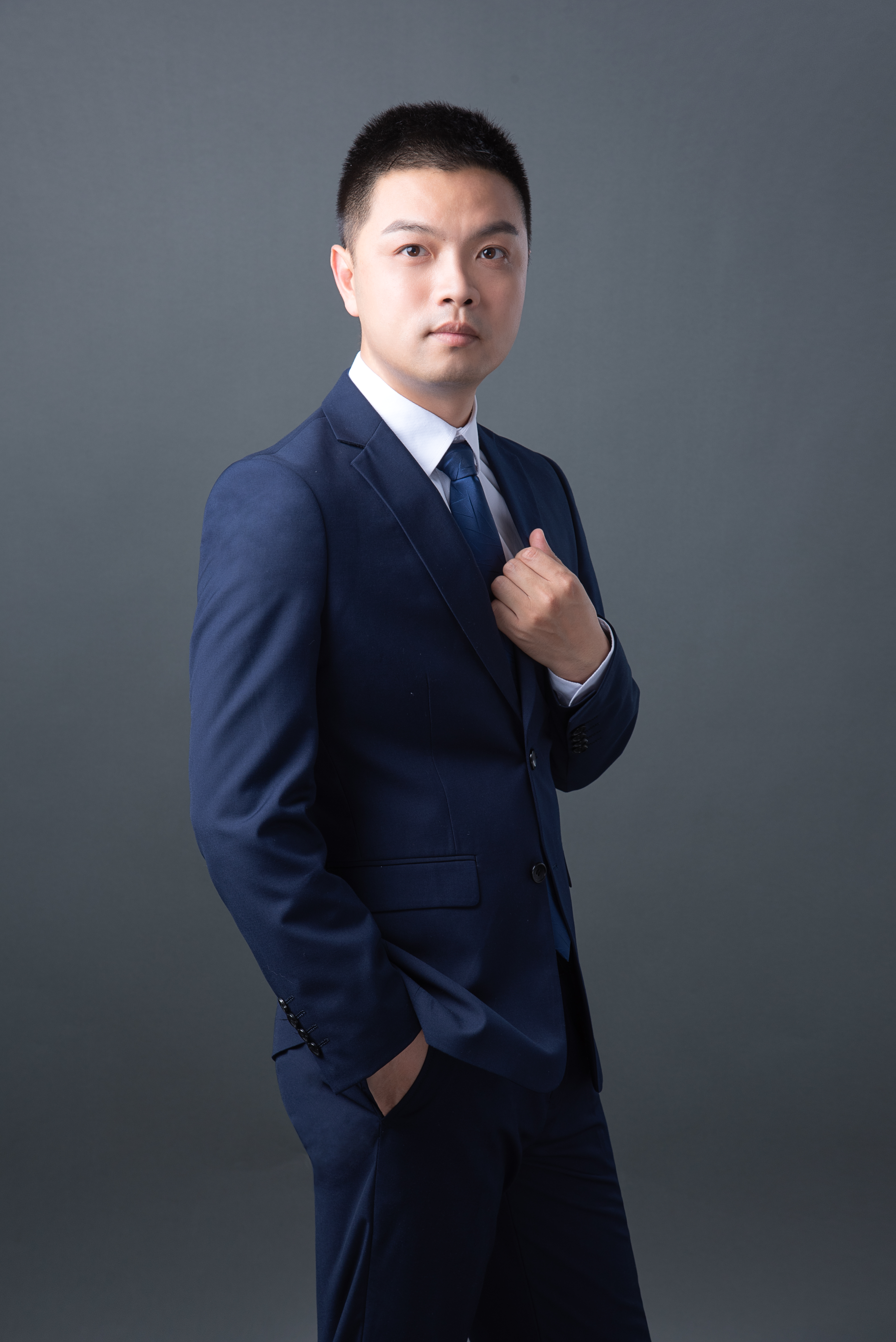 网络散布谣言者是异地的怎么处理,谣言诽谤需要承担什么责任