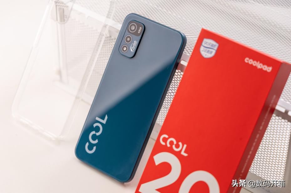 巅峰对决谁能笑到最后,酷派强势回归公布三款机型