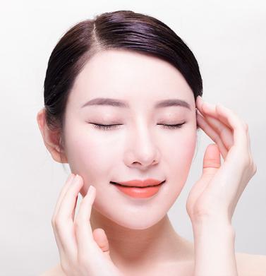 谁说女人过了三十就是黄脸婆,黄脸婆用什么护肤品最好