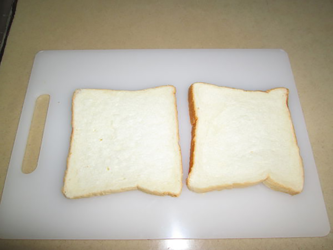 怎么用吐司做面包糠,用全麦面包制作面包糠的方法