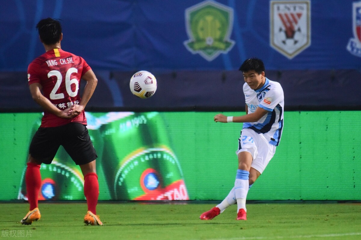 现在国足有哪几个厉害的球员,未来国足最受期待的球员是哪些