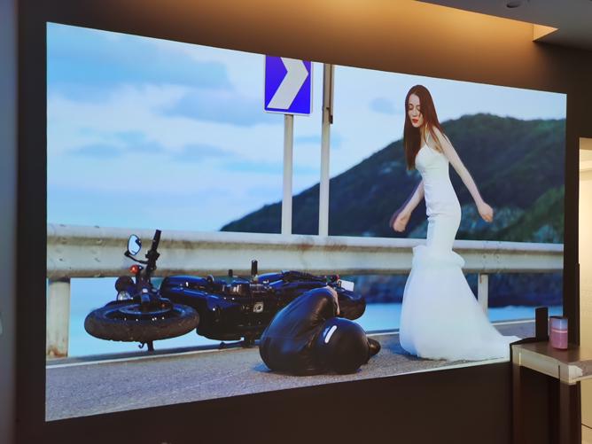 大佬光环之下，小米和光峰做了什么？峰米投影仪SmartLite评测