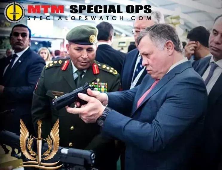 手腕细适合戴大表吗,手腕细适合戴多大的表